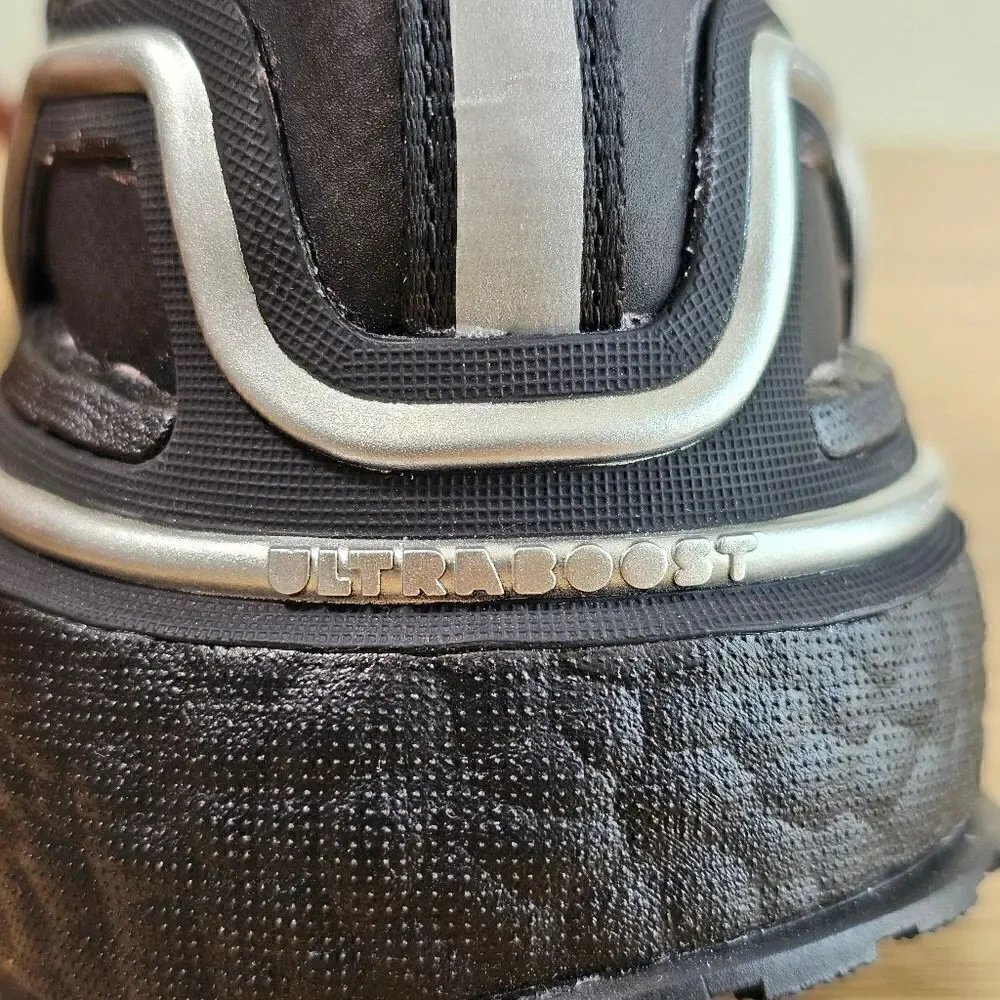 Adidas Ultraboost 20 Cold Ready Running Shoes Women’s 6 Black Silver Q46487 New